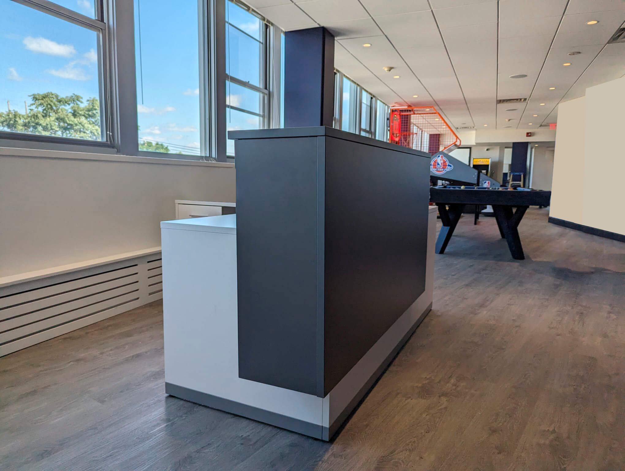 NY office furniture eworl1emrs 082823 19 NY office furniture eworl1emrs 082823 19