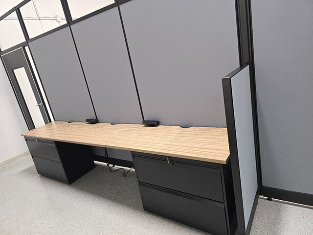 CA-office-furniture-LIVST1MZMP-081524-09.jpg