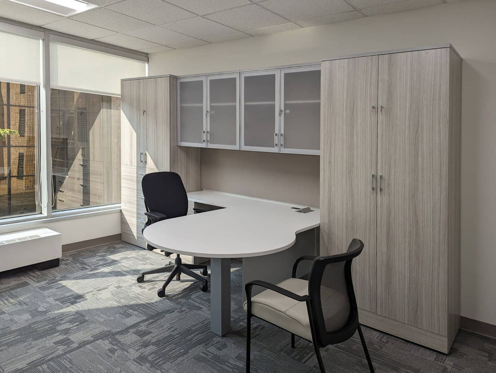 NY-office-furniture-cafworl2emmp-051623-01.jpg