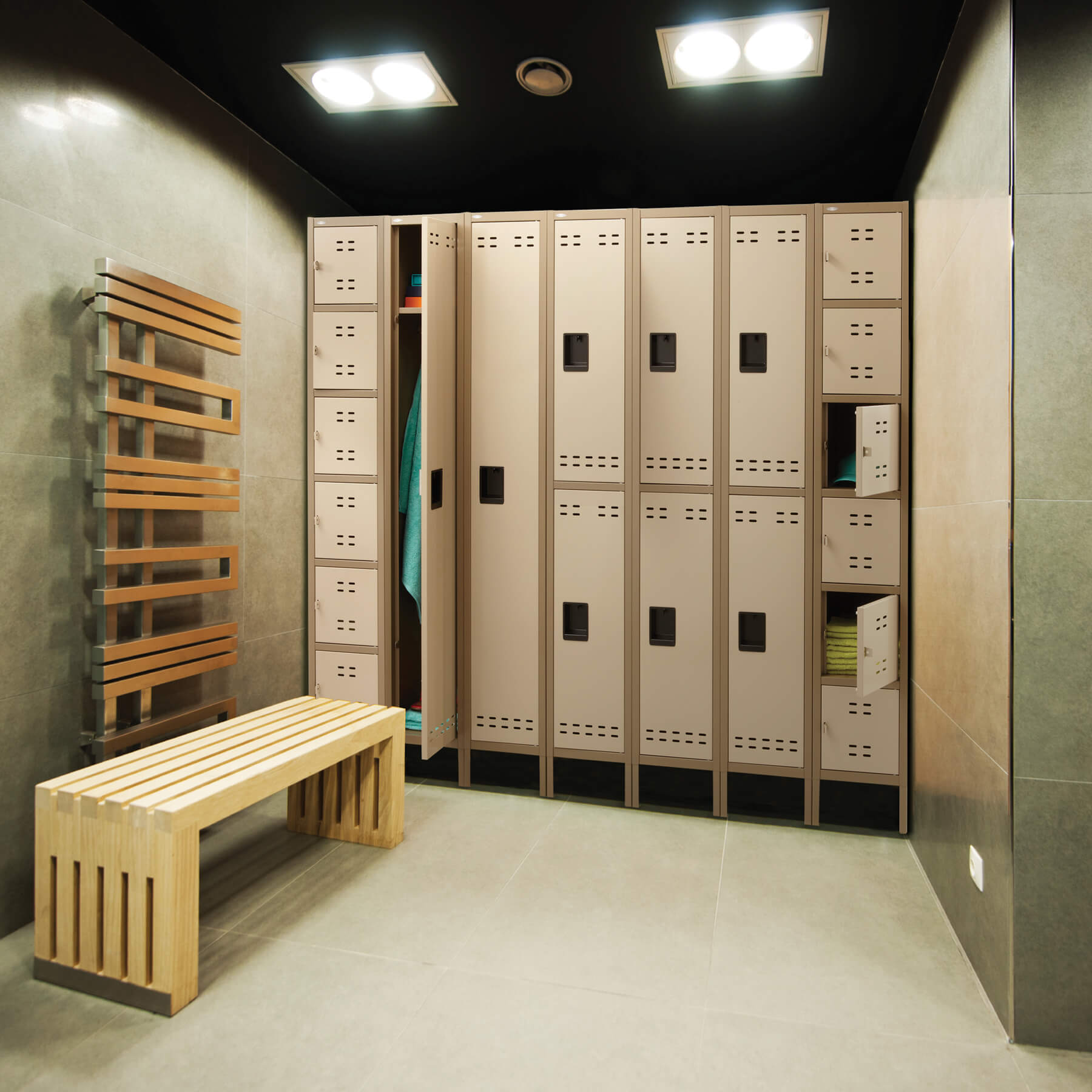 Box locker environmental Box locker environmental