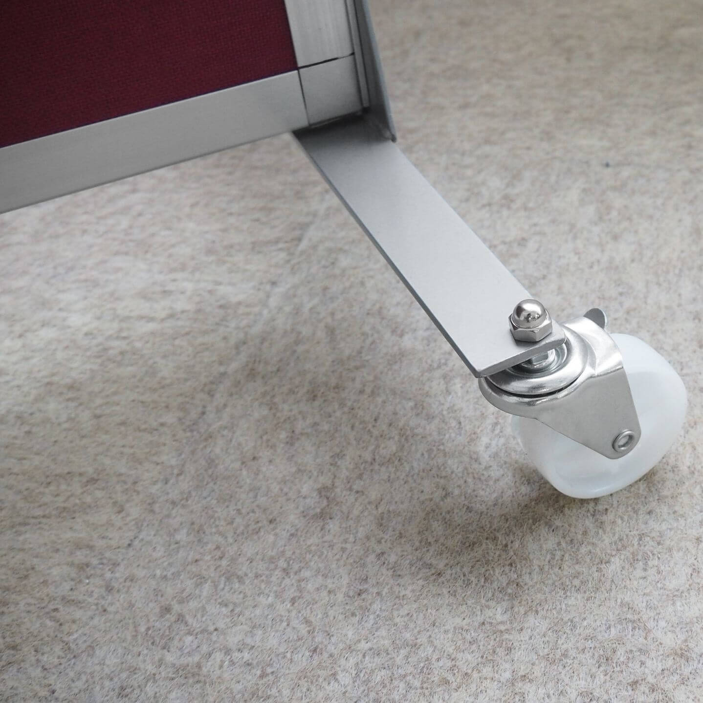 Modular panels on wheels 72h x 72w leg Modular panels on wheels 72h x 72w leg