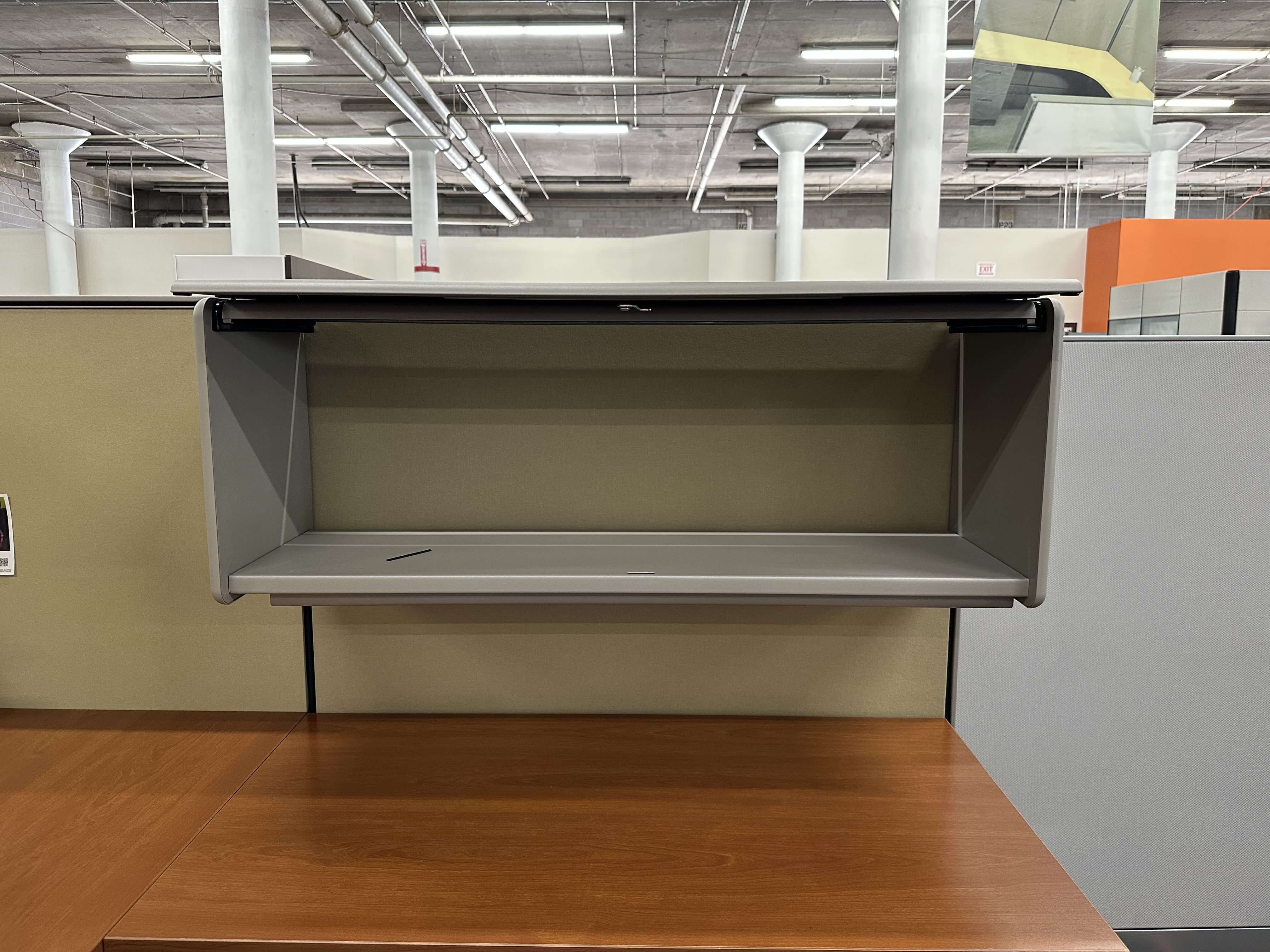 Used herman miller canvas 110325 OFC1 6