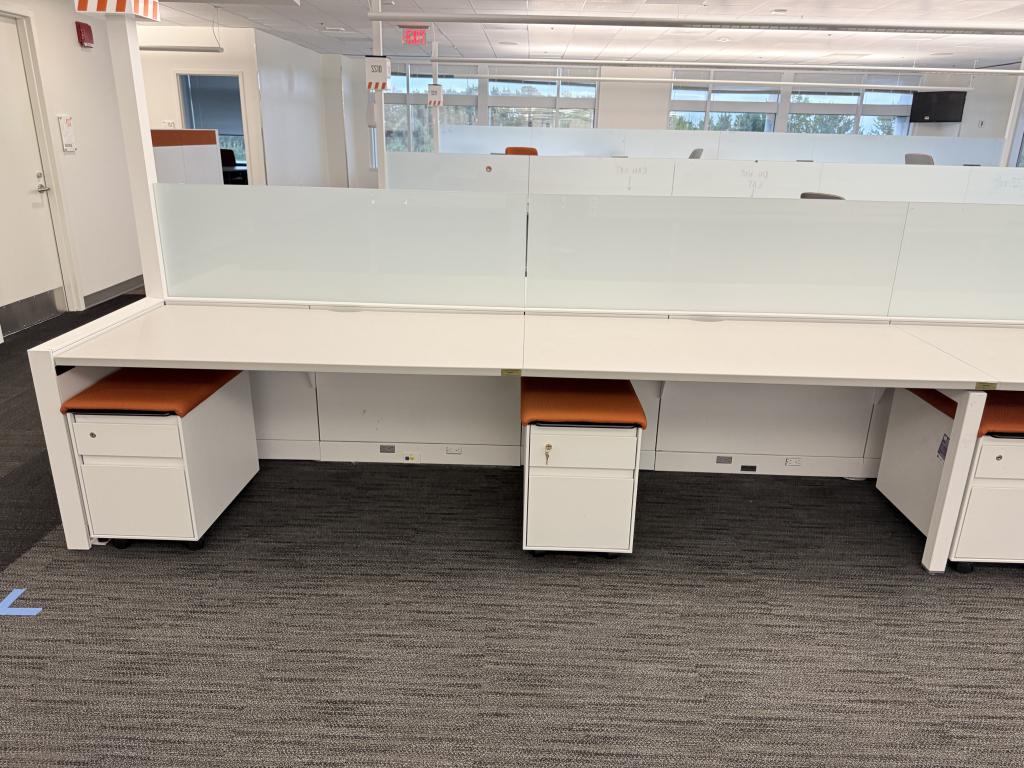 Used steelcase answer 090125 OFI1 1 Used steelcase answer 090125 OFI1 1