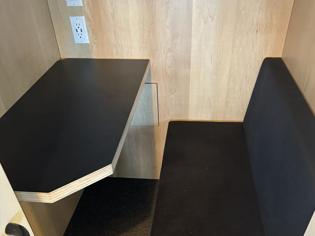 Used white acoustical phone booths 090325 CWU1 3 Used white acoustical phone booths 090325 CWU1 3